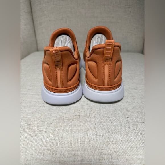New APL Techloom Tracer Training Shoe Men’s 7 or Women’s 8.5 - Picture 3 of 8